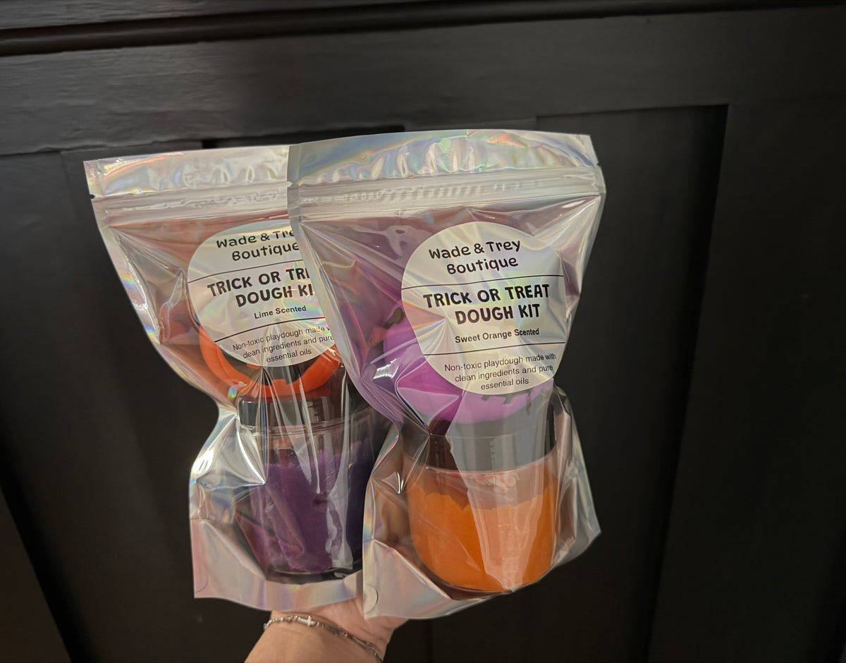 Trick or Treat Dough Kit 🍭🎃